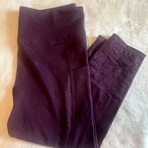 ZYIA Active LNT Hi-Rise Pocket Capri 20” Plum Leopard - size 14/16